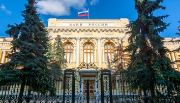 Voľný pád rubľa pokračuje. Ruská centrálna banka pristúpila k radikálnemu kroku