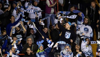 Incident na hokeji v Nitre. Fanúšik, ktorý hodil na ľad delobuch, dostal exemplárny trest