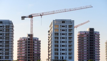 Jedna z najväčších bánk zlacnela hypotéky. Pri najžiadanejšom fixe išla pod psychologickú hranicu