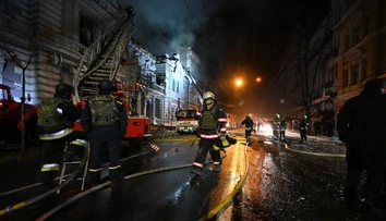 Ruské rakety zasiahli hotel v centre Charkova, hlásia 11 zranených