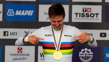 Cyklistika má nového kráľa. Pogačar sa postaral o famózny únik a získal titul majstra sveta