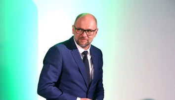 SaS nemení lídra a ani jeho kampaňové zvyky. Na svete je nová kuchárska kniha