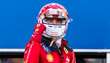 Monako prinieslo triumf domáceho jazdca, ktorý neskrýval emócie. Ferrari malo na pódiu oboch jazdcov