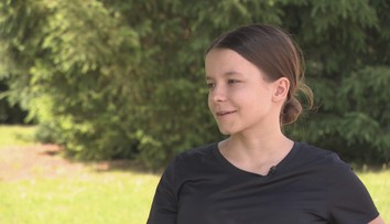 Kadetka Miška sa na súde opäť stretne s inštruktorom Šeparnevom, ktorý ju postrelil