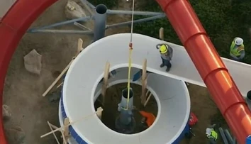 Tragédia vo vodnom parku. Muž sa zasekol v potrubí vedúcom k toboganu