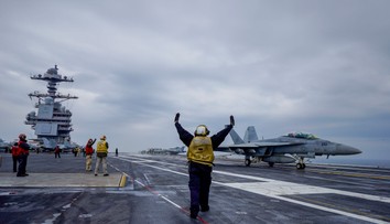 Americká lietadlová loď priplávala do Osla, zúčastní sa na cvičení NATO