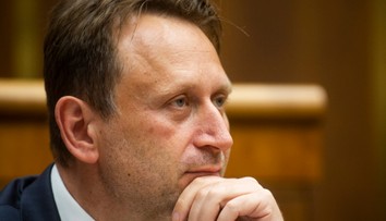 Taraba vyhlásil, že Vlčanova firma nedostane za spornú dotáciu ani cent