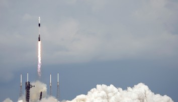 Raketa Crew Dragon dorazila na ISS