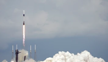Raketa Crew Dragon dorazila na ISS