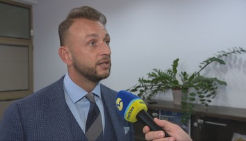 Čurillovci sa odvolajú voči rozhodnutiu Šutaja Eštoka o postavení mimo služby. Spor môže skončiť na súde