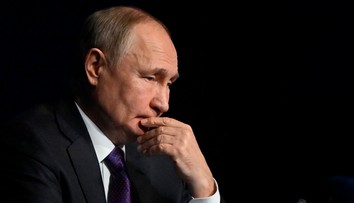 Vladimir Putin je sklamaný z vyjadrení Angely Merkelovej o Ukrajine