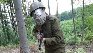 Keby si vtedy povedali, že som sprostý nácek, serte naňho, tak som dnes sprostý nácek a seriem ja na vás
