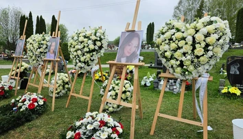 Stará Ľubovňa zažila jeden z najsmutnejších pohrebov v histórii mesta. Tri mladé dievčatá pochovali vedľa seba