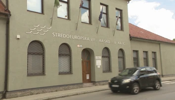Navštívili sme školu, kde študovali Kollár a Krištúfková. Ich školiteľa by ste hľadali márne