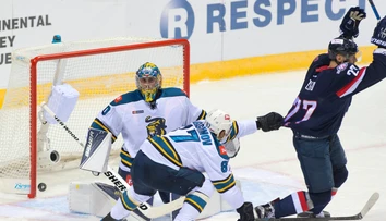 Lokomotiv Jaroslavľ - HC Slovan Bratislava 2:3, rozhodlo sa v predĺžení