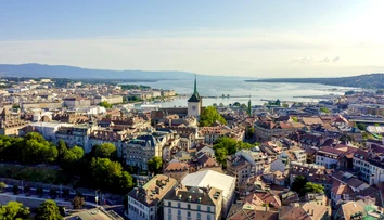 Ženeva zavedie najvyššiu hodinovú minimálnu mzdu na svete. O takej môžeme len snívať