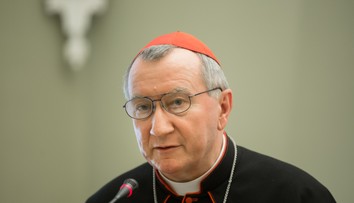 Vatikán otočil. Sekretár cirkvi vysvetlil, čo je prvou podmienkou pre mier na Ukrajine