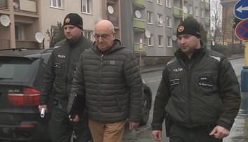 Kanadský profesor porušil jednu z podmienok stíhania na slobode, skončil opäť za mrežami