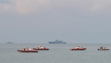 Piloti stihli cestujúcich varovať pred možnou haváriou