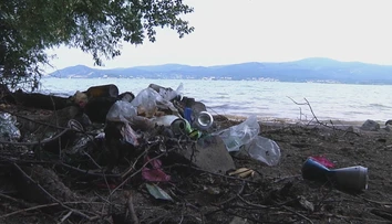 Samá špina a smeti. Na Zemplínskej šírave majú hlavu v smútku z nezodpovedných ľudí