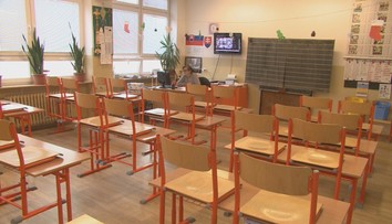 Zatvorených tried so žiakmi pribúda najmä na východe. Najhoršie je to s tínedžermi