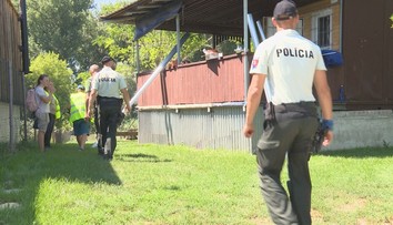 Chatári pri Vojke vstupujú na chránené územia autami, hoci je to zakázané. Posvieti si na nich polícia
