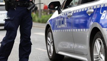 Poľka v taxíku vytiahla marihuanu. Pred príchodom polície urobila bizarnú vec, ani to jej nepomohlo