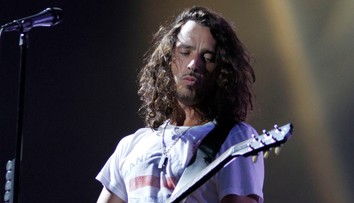 Už je známa príčina smrti rockového speváka Chrisa Cornella