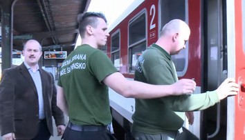 Kotlebove hliadky vo vlakoch skončia