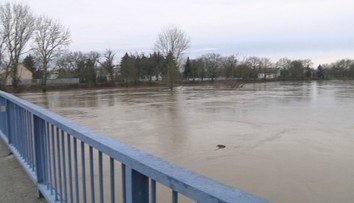 Východ Slovenska potrápila veľká voda. Vodohospodári počítali aj s krajným riešením