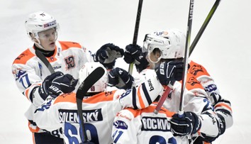 Mal to byť vyrovnaný boj o trón, Slovan však na východe utrpel výprask. Michalovce sú novým lídrom ligy