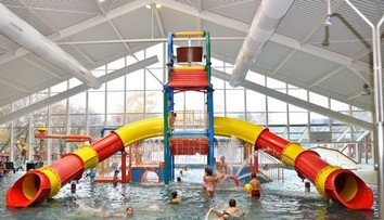 Namiesto lyžovania akvaparky a hrady. Teplé počasie zatvorilo mnohé strediská, jarné prázdniny tak trávili rodiny inak