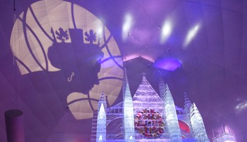 Vo Vysokých Tatrách otvorili ľadový dóm. Tento rok je venovaný výročiu návštevy Alžbety II.