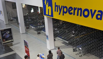 Čo sa deje v Hypernove? Prázdne regály ako za socializmu