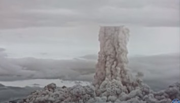 Rusi odtajnili film o najsilnejšom výbuchu v histórii. Cár bomba zničila všetko v okruhu 55 km