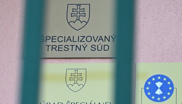 ÚŠP v posledných dňoch obvinila aj blízkeho spolupracovníka premiéra. Fico to považuje za nezmysel