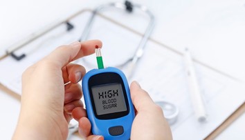 Aká je nebezpečná hladina cukru v krvi? Jedna skupina dospelých by sa mala testovať pravidelne