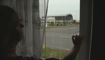 Dve rodiny v Senci sa už dva roky poriadne nevyspali, oproti ich spálni je pumpa