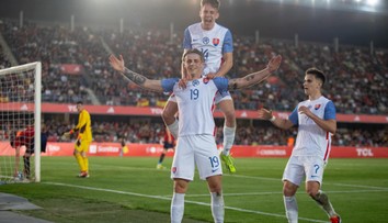 Spoznali sme dejisko žrebu ME21. Predstavitelia UEFA kontrolovali aj pripravenosť ihrísk