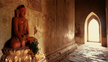 Obete boli zastrelené zblízka. Pri údajnej masakre v kláštore v Mjanmarsku zomrelo 22 ľudí