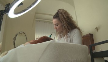 Tatérka pomáha ženám získať späť sebavedomie. Po operáciách prsníkov zakrýva jazvy a tetuje bradavky