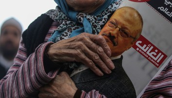 Na letisku v Paríži zatkli údajného člena komanda, ktoré zabilo novinára Chášukdžího