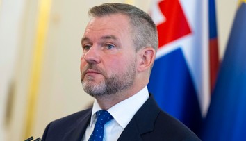 Prezident uviedol, že prijme demisiu Zuzany Dolinkovej, až keď bude vidieť adekvátnu náhradu