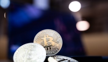 Niektorí ho odpisovali, teraz láme rekordy. Hodnota bitcoinu presiahla aj magickú hranicu