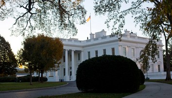 USA oficiálne začali proces odstúpenia od parížskej klimatickej dohody