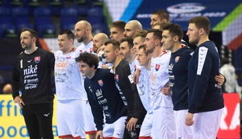 Slovenskí hádzanári po prehre s Ruskom na ME skončili. „Katastrofálna obrana,“ zhodnotil tréner