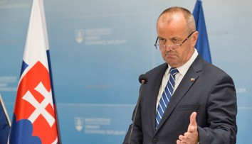 Armáda prepustí vojakov, ktorí sú členmi Slovenských brancov