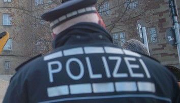 Veľmi smutný predvečer Vianoc. Dieťa zamrzlo počas toho, ako sa v noci rozhodlo ísť hľadať rodičov