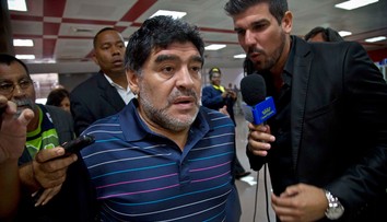 Polícia prehľadala ordináciu Maradonovho psychiatra a údajne ho obvinila