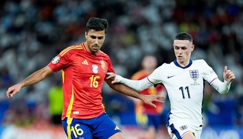 Favoritov na zisk Zlatej lopty je viacero. Anketu môže ovládnuť hráč z netradičnej pozície